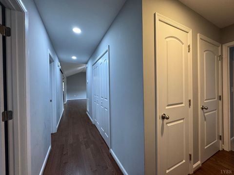 Tiny photo for 510 Oakleigh Avenue, Appomattox, VA 24522 (MLS # 364512)