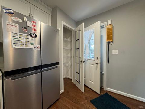 Tiny photo for 510 Oakleigh Avenue, Appomattox, VA 24522 (MLS # 364512)