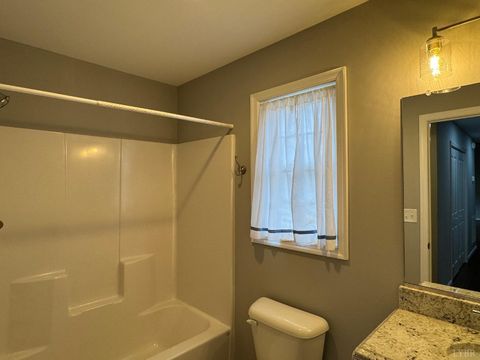 Tiny photo for 510 Oakleigh Avenue, Appomattox, VA 24522 (MLS # 364512)