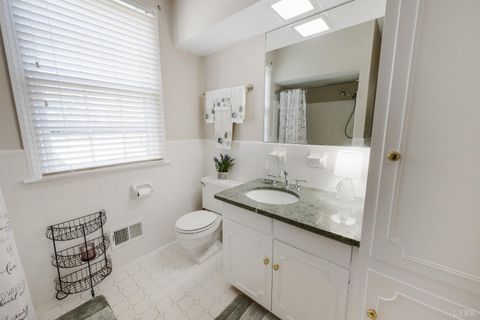 Tiny photo for 217 St Andrews Circle, Lynchburg, VA 24503 (MLS # 366346)