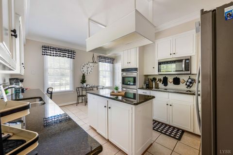 Tiny photo for 217 St Andrews Circle, Lynchburg, VA 24503 (MLS # 366346)
