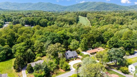 Tiny photo for 217 St Andrews Circle, Lynchburg, VA 24503 (MLS # 366346)