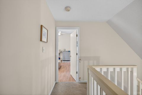 Tiny photo for 1002 Oxford Point Road, Lynchburg, VA 24502 (MLS # 365513)