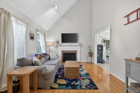 Tiny photo for 1002 Oxford Point Road, Lynchburg, VA 24502 (MLS # 365513)