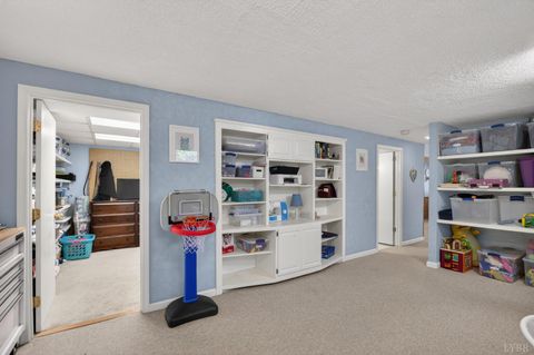 Tiny photo for 1002 Oxford Point Road, Lynchburg, VA 24502 (MLS # 365513)