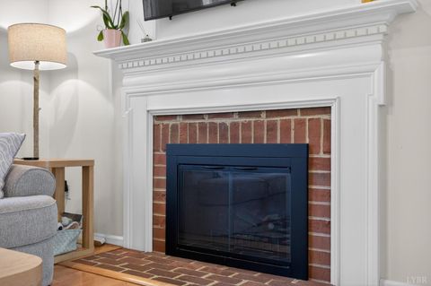 Tiny photo for 1002 Oxford Point Road, Lynchburg, VA 24502 (MLS # 365513)