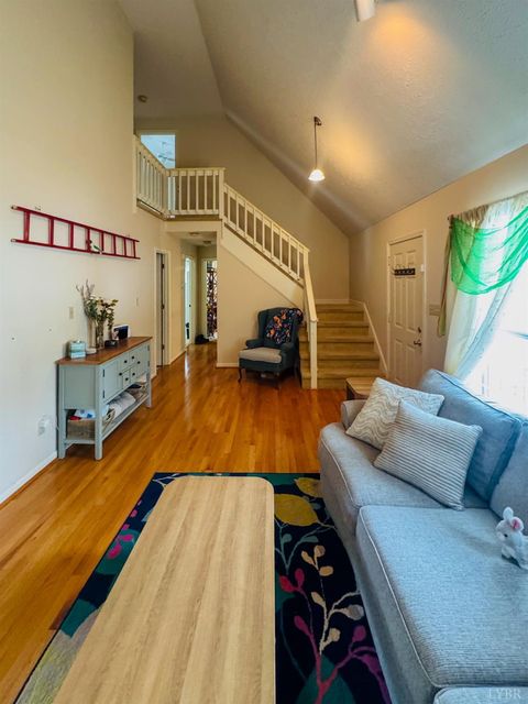 Tiny photo for 1002 Oxford Point Road, Lynchburg, VA 24502 (MLS # 365513)