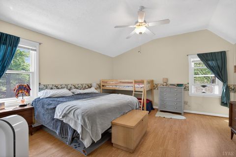 Tiny photo for 1002 Oxford Point Road, Lynchburg, VA 24502 (MLS # 365513)