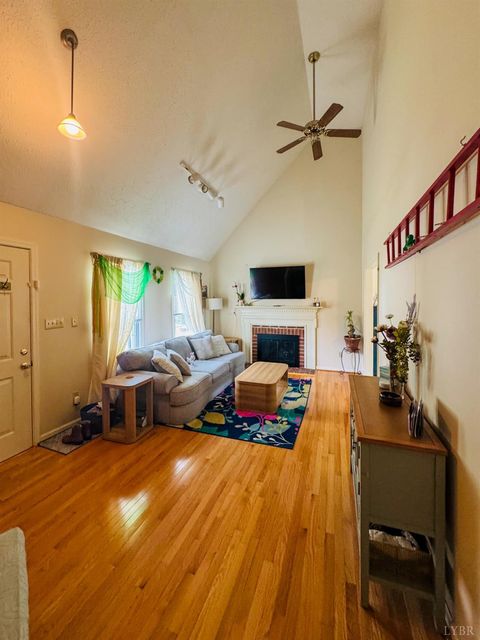 Tiny photo for 1002 Oxford Point Road, Lynchburg, VA 24502 (MLS # 365513)