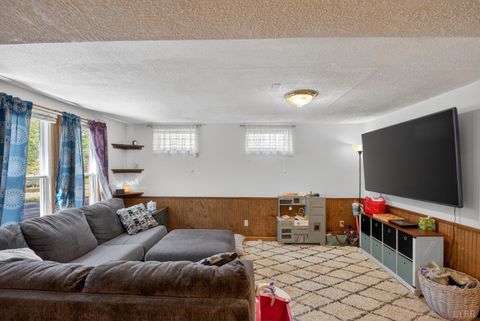 Tiny photo for 1002 Oxford Point Road, Lynchburg, VA 24502 (MLS # 365513)