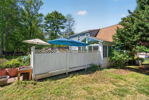 Tiny photo for 1002 Oxford Point Road, Lynchburg, VA 24502 (MLS # 365513)