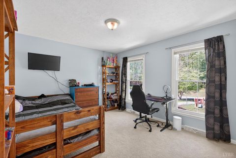 Tiny photo for 1002 Oxford Point Road, Lynchburg, VA 24502 (MLS # 365513)