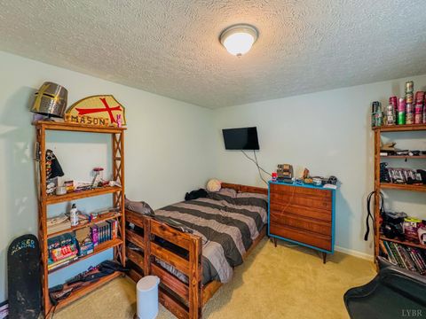 Tiny photo for 1002 Oxford Point Road, Lynchburg, VA 24502 (MLS # 365513)