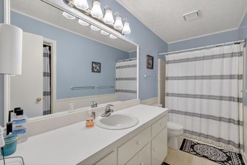 Tiny photo for 1002 Oxford Point Road, Lynchburg, VA 24502 (MLS # 365513)