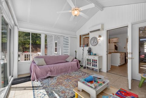 Tiny photo for 1002 Oxford Point Road, Lynchburg, VA 24502 (MLS # 365513)