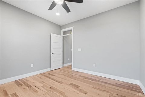 Tiny photo for 4615 Everett Road, Forest, VA 24551 (MLS # 363471)