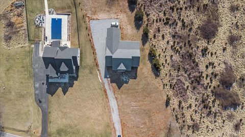 Tiny photo for 4615 Everett Road, Forest, VA 24551 (MLS # 363471)