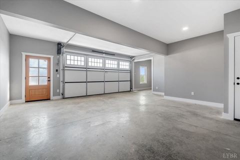 Tiny photo for 4615 Everett Road, Forest, VA 24551 (MLS # 363471)