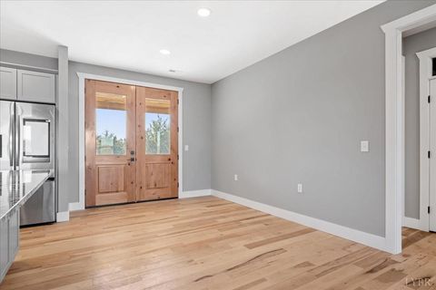 Tiny photo for 4615 Everett Road, Forest, VA 24551 (MLS # 363471)