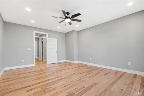 Tiny photo for 4615 Everett Road, Forest, VA 24551 (MLS # 363471)