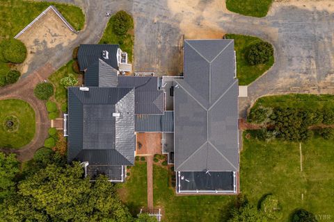 Tiny photo for 7821 Bellevue Road, Forest, VA 24551 (MLS # 363513)