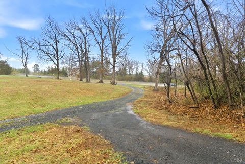 Tiny photo for 10406 Richmond Highway, Lynchburg, VA 24504 (MLS # 366557)
