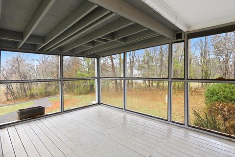 Tiny photo for 10406 Richmond Highway, Lynchburg, VA 24504 (MLS # 366557)