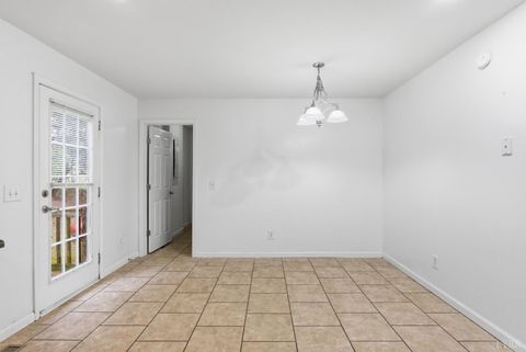 Tiny photo for 10406 Richmond Highway, Lynchburg, VA 24504 (MLS # 366557)