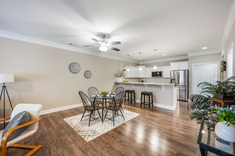 Tiny photo for 302 Meridian Street, Lynchburg, VA 24502 (MLS # 365075)