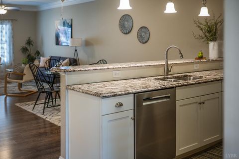 Tiny photo for 302 Meridian Street, Lynchburg, VA 24502 (MLS # 365075)