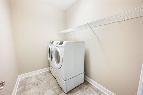 Tiny photo for 302 Meridian Street, Lynchburg, VA 24502 (MLS # 365075)