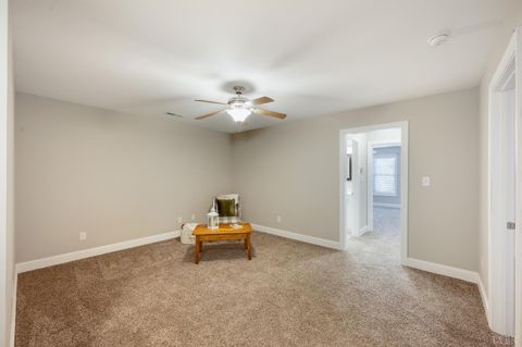 Tiny photo for 302 Meridian Street, Lynchburg, VA 24502 (MLS # 365075)