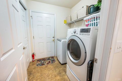 Tiny photo for 1099 Jefferson Way Way, Forest, VA 24551 (MLS # 365322)