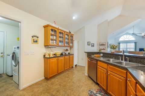Tiny photo for 1099 Jefferson Way Way, Forest, VA 24551 (MLS # 365322)