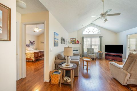 Tiny photo for 1099 Jefferson Way Way, Forest, VA 24551 (MLS # 365322)