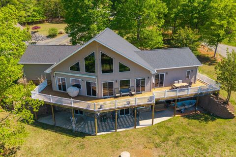Tiny photo for 1269 Runaway Bay Rd, Lynch Station, VA 24571 (MLS # 365858)
