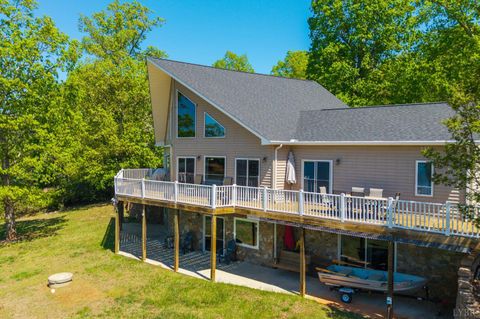 Tiny photo for 1269 Runaway Bay Rd, Lynch Station, VA 24571 (MLS # 365858)