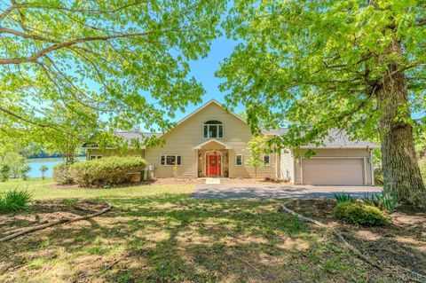 Photo of 1269 Runaway Bay Rd, Lynch Station, VA 24571 (MLS # 365858)