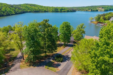 Tiny photo for 1269 Runaway Bay Rd, Lynch Station, VA 24571 (MLS # 365858)