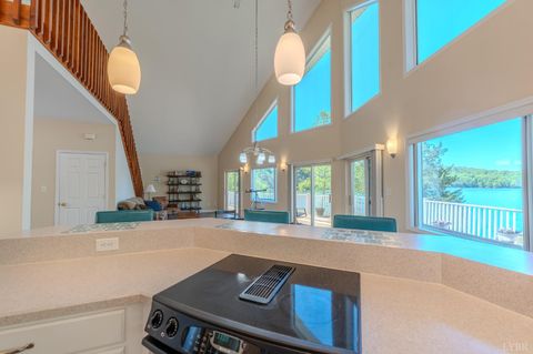 Tiny photo for 1269 Runaway Bay Rd, Lynch Station, VA 24571 (MLS # 365858)