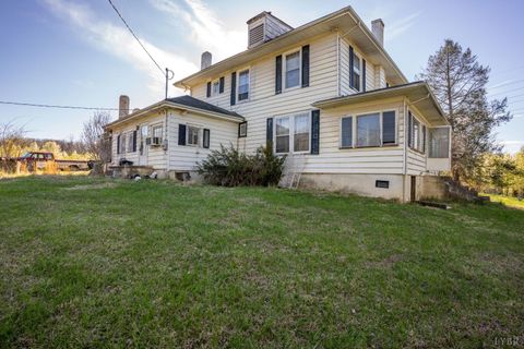 Tiny photo for 2205 Concord Turnpike, Lynchburg, VA 24504 (MLS # 365110)