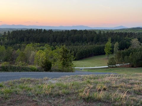 Tiny photo for 0 Gardner Farm Road, Appomattox, VA 24522 (MLS # 365846)