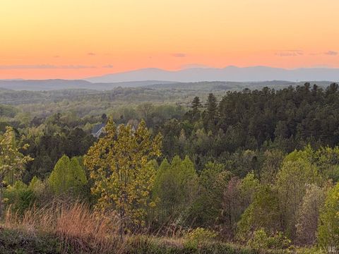 Tiny photo for 0 Gardner Farm Road, Appomattox, VA 24522 (MLS # 365846)