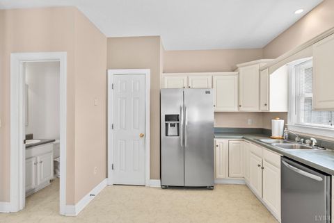 Tiny photo for 324 Wyndhurst Dr, Lynchburg, VA 24502 (MLS # 362114)
