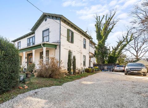 Tiny photo for 1111 Jackson Street, Lynchburg, VA 24504 (MLS # 364076)