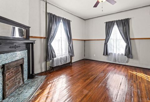 Tiny photo for 1111 Jackson Street, Lynchburg, VA 24504 (MLS # 364076)