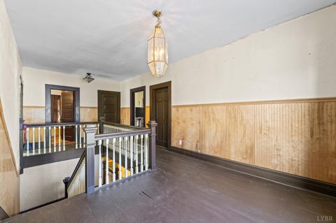 Tiny photo for 1111 Jackson Street, Lynchburg, VA 24504 (MLS # 364076)