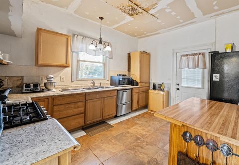 Tiny photo for 1111 Jackson Street, Lynchburg, VA 24504 (MLS # 364076)