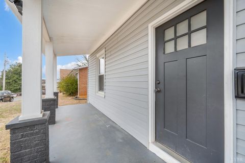 Tiny photo for 2016 Pansy St St, Lynchburg, VA 24503 (MLS # 363711)