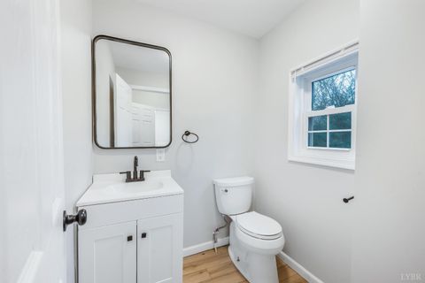 Tiny photo for 2016 Pansy St St, Lynchburg, VA 24503 (MLS # 363711)